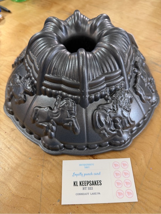carousel Other - Nonstick Gray Carousel Horse Bundt Pan - Decorative Bakeware